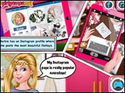Barbie Flatlay Expert